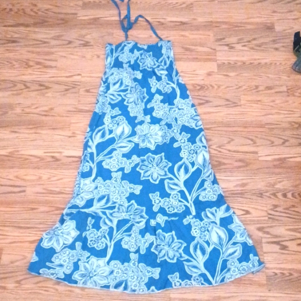 Label of graded goods L.O.G.G dress size medium long blue flowers women